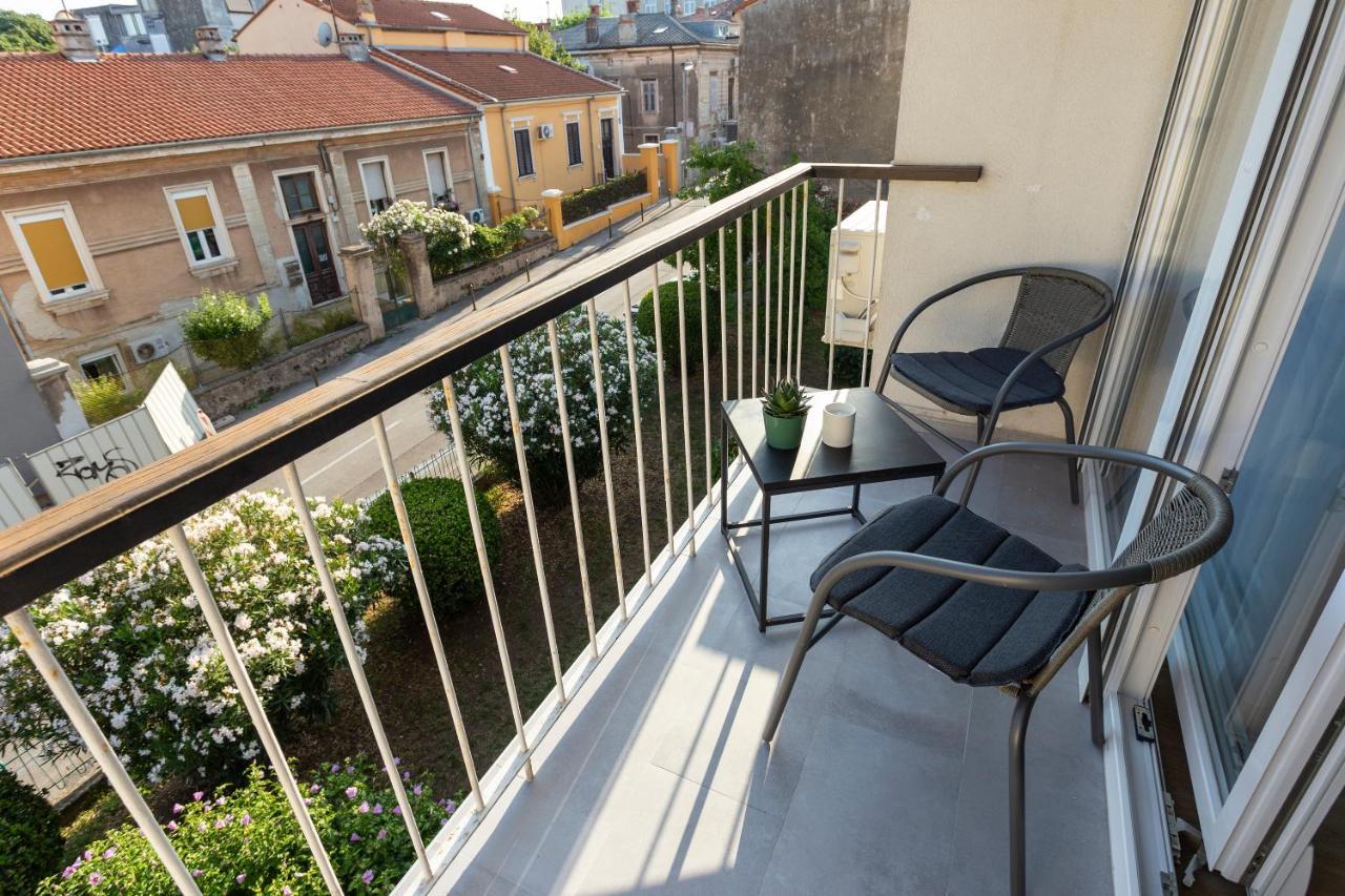 Apartman Izis Centar Pule PUY Exterior foto