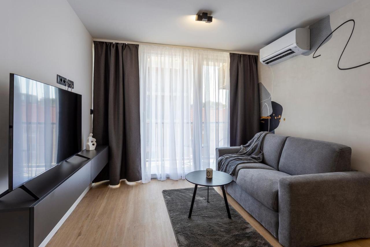 Apartman Izis Centar Pule PUY Exterior foto